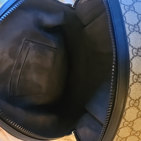 Gucci Logo Backpack - Picture 11 of 12